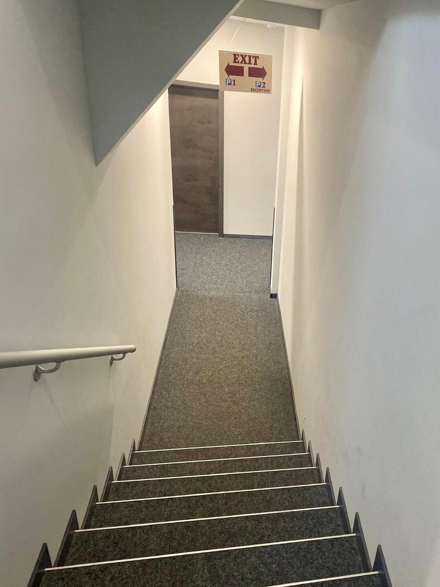 Vecsési Rendezvényközpont és Panzió Exterior foto